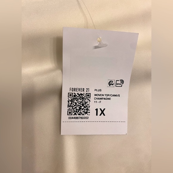 Forever 21 Ivory Satin Y-Neck Cami size 0X - Picture 7 of 9